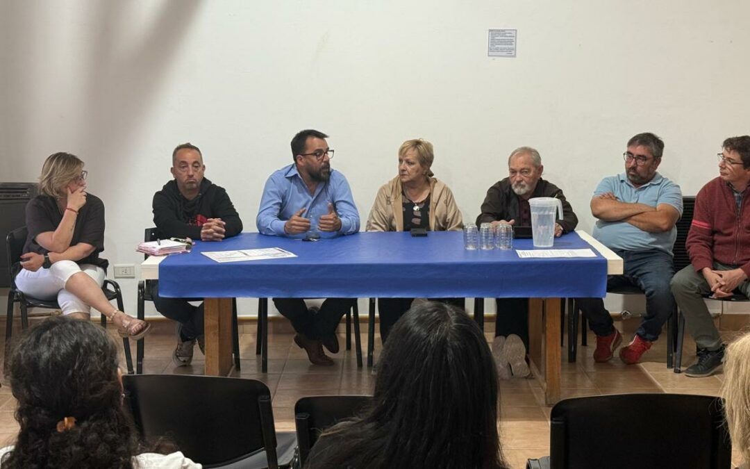 Esquel: El municipio y la junta vecinal del barrio Malvinas acordaron una agenda de trabajo y planificación en conjunto