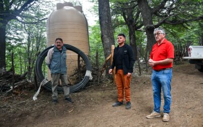 Esquel: Provincia y el municipio instalaron tanques de agua en Alto Río Percy para fortalecer la prevención de incendios