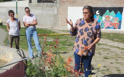 Esquel: Exitosa jornada de capacitación en Xerojardinería con más de 70 participantes