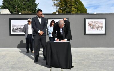 Esquel: Provincia cede el predio de la Plaza del Cielo al municipio para administrar el funcionamiento, mantenimiento y mejoras