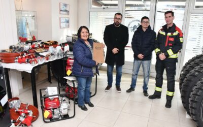 Esquel: El municipio gestionó equipamiento para Bomberos Voluntarios que fueron donados por la embajada de Alemania