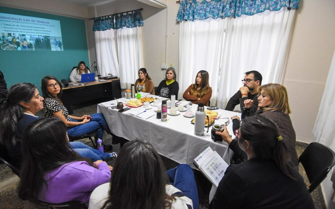 La secretaría de Desarrollo Humano realiza su planificación de trabajo con eje en la presencia territorial