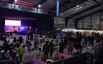 Esquel: Con una gran convocatoria, quedó inaugurada la Expo Invierno 2026 en el Gimnasio Municipal