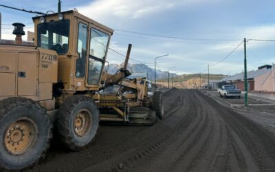 Esquel: El municipio inició un plan integral de enripiado para mejorar las calles de la ciudad