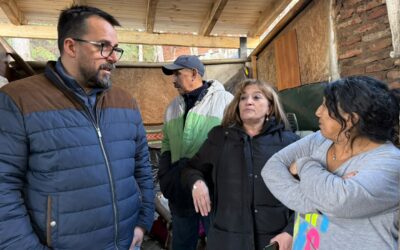 Taccetta visitó una vivienda donde avanza el Plan Techos para mejorar las condiciones habitacionales de los vecinos