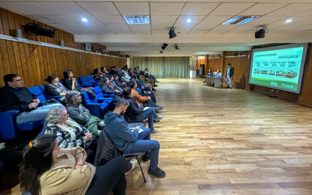 Esquel: El municipio presentó un programa de educación ambiental destinado a instituciones